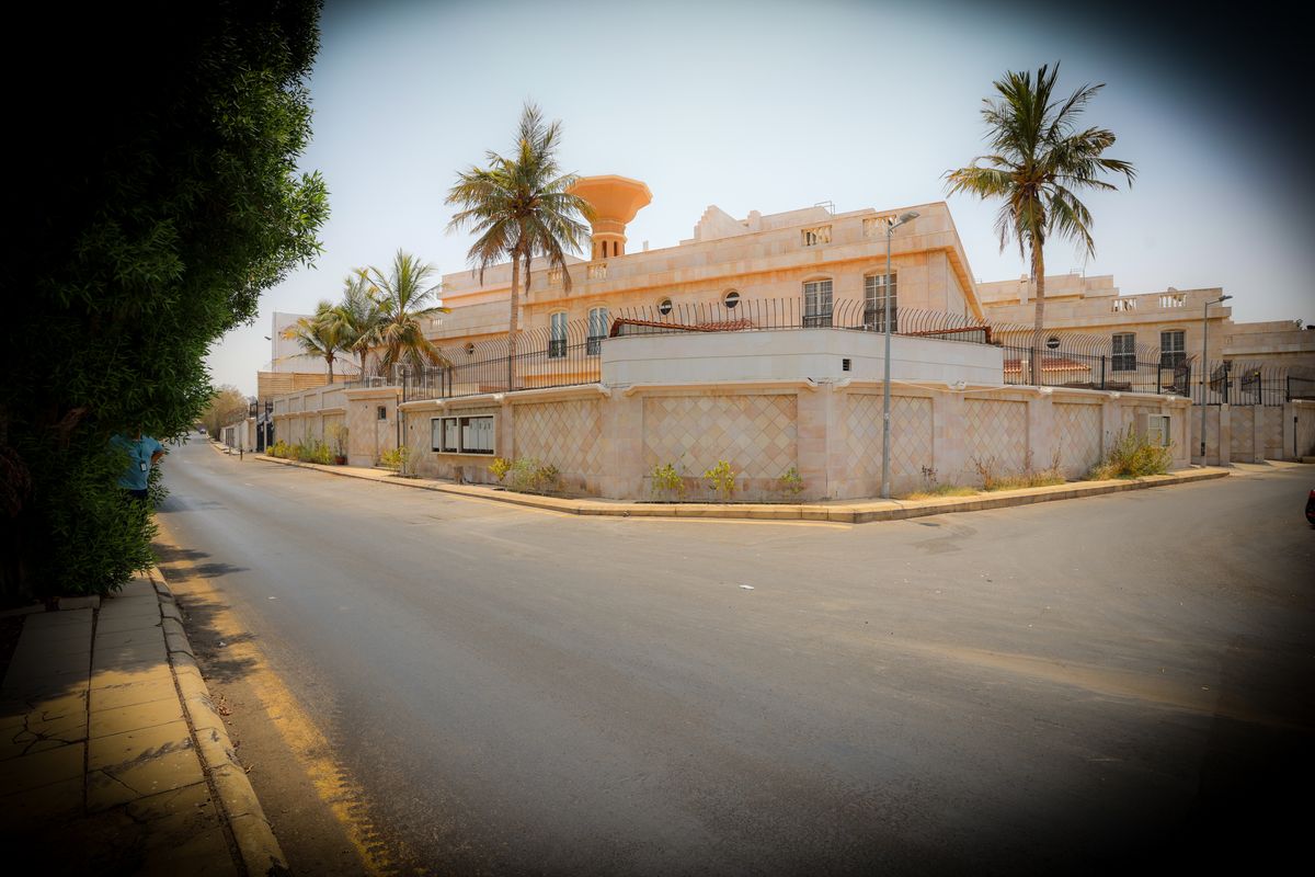 Nada Compound